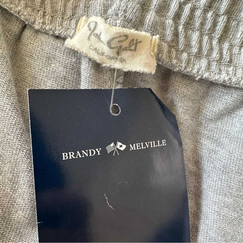 Brandy Melville (OS) Gray Short Sleeve High Waist Sweat Shorts- Elastic Waist - Picture 6 of 7